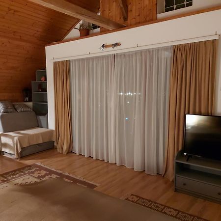 Attila-Apartman Budaoers Екстериор снимка