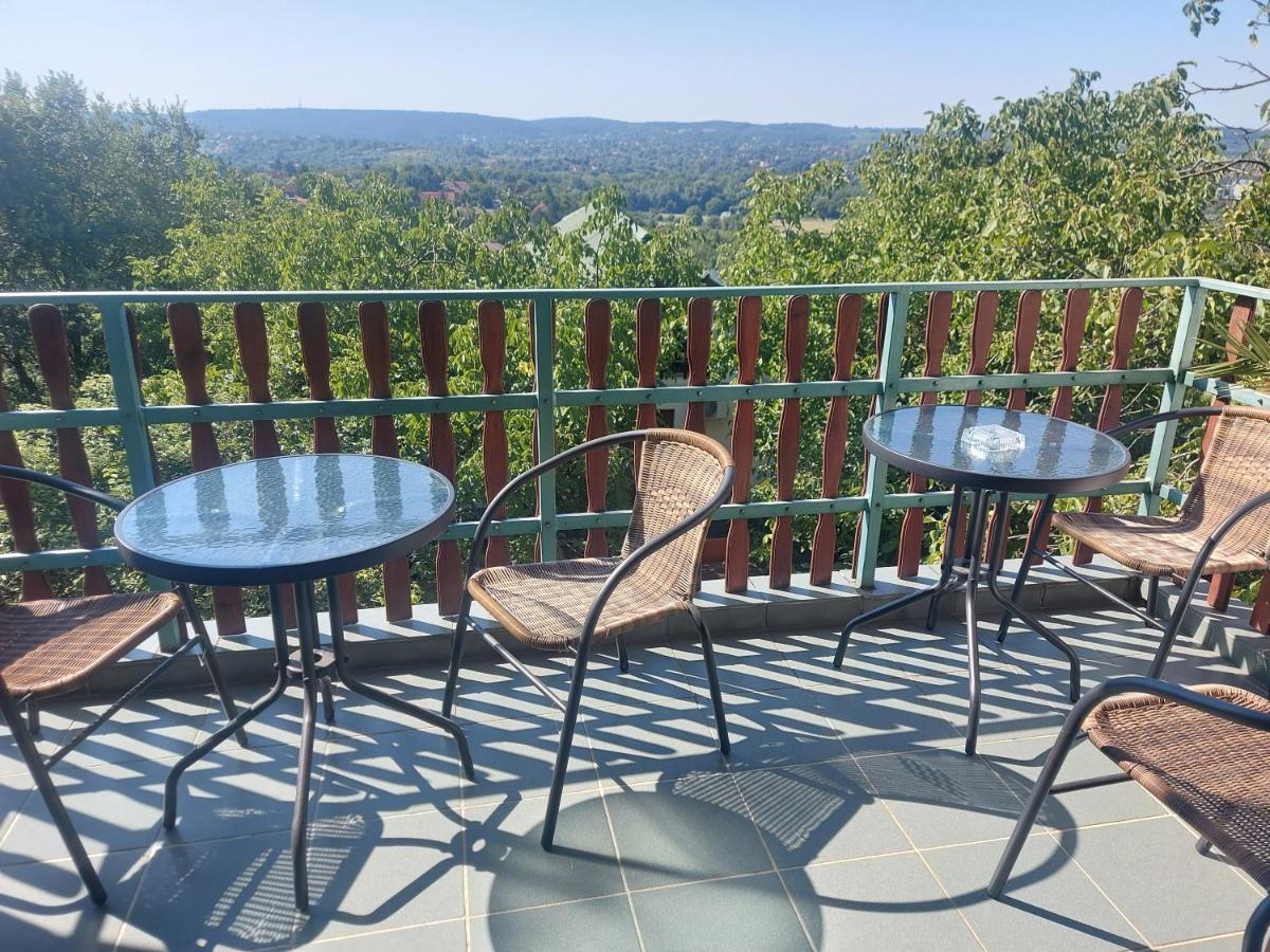 Attila-Apartman Budaoers Екстериор снимка